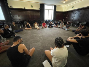 Inscrições abertas: Oficina gratuita investiga a força da palavra em cena no CCBB