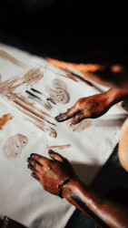 Exposição na CAIXA Cultural Brasília propõe releitura indígena da obra de Rugendas